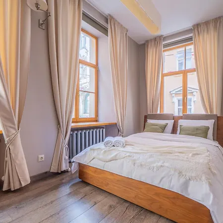 Barn Street Home, Old 1br 아파트 리가